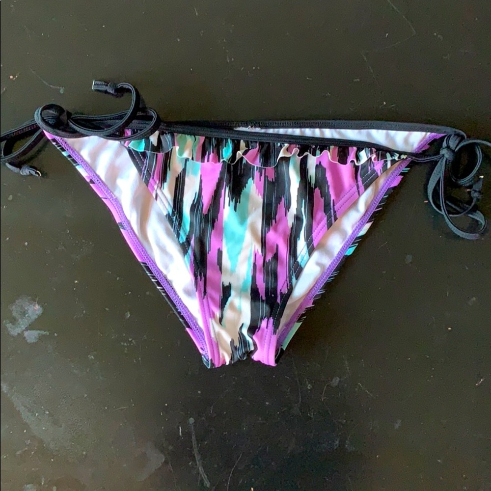 Billabong swim bottoms
